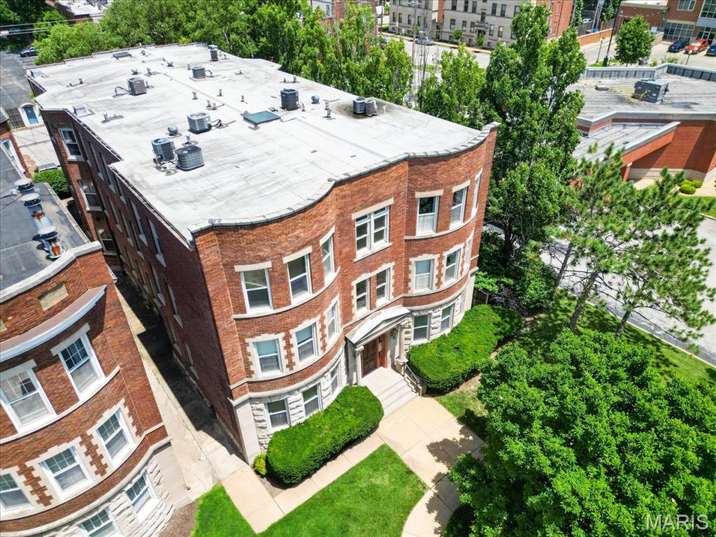 Lindell Commons Condo - Residential