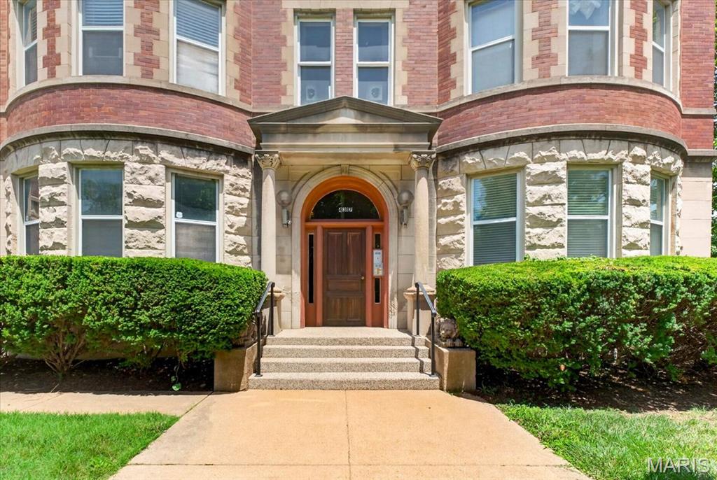 Lindell Commons Condo - Residential