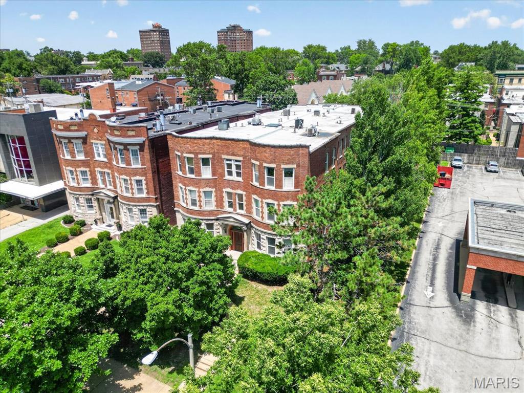Lindell Commons Condo - Residential