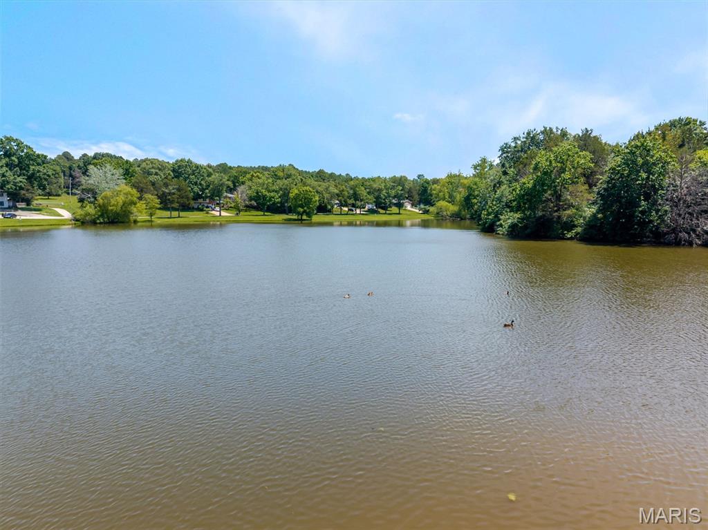 Evergreen Lakes - Land
