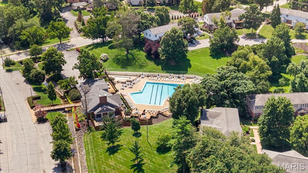 Brentwood Forest Condo Ph Four - Residential