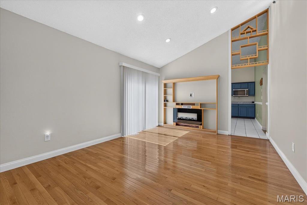 Flamingo Oaks 18 - Residential