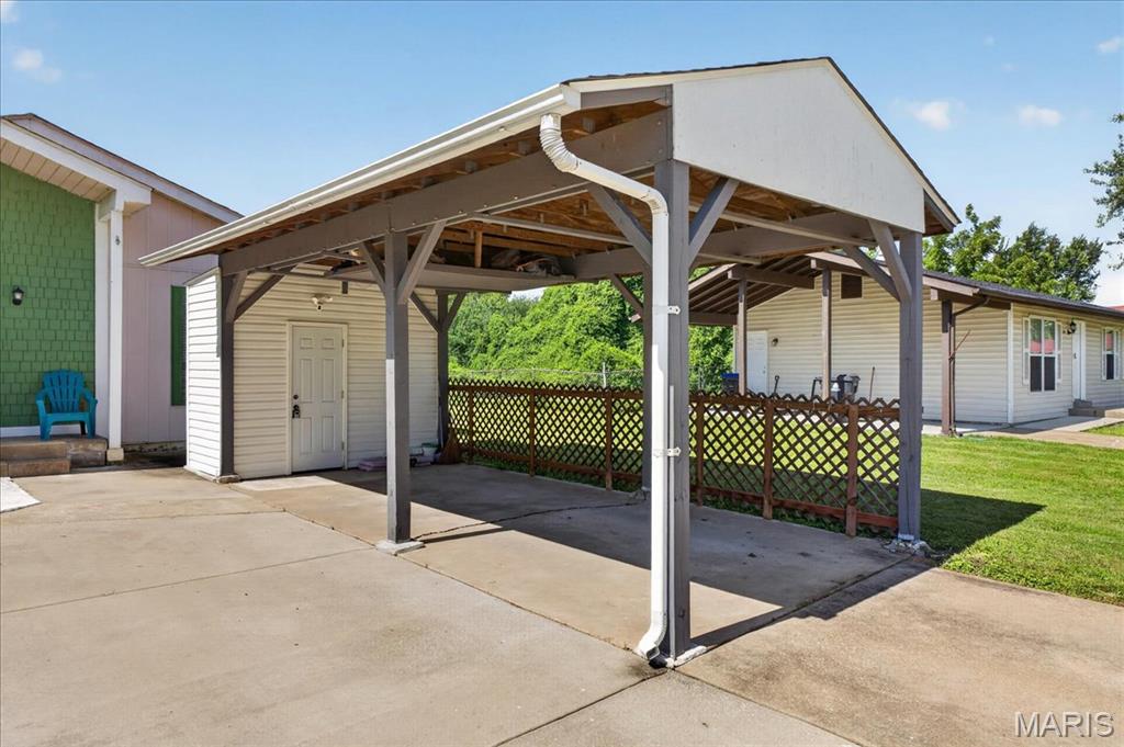 Flamingo Oaks 18 - Residential