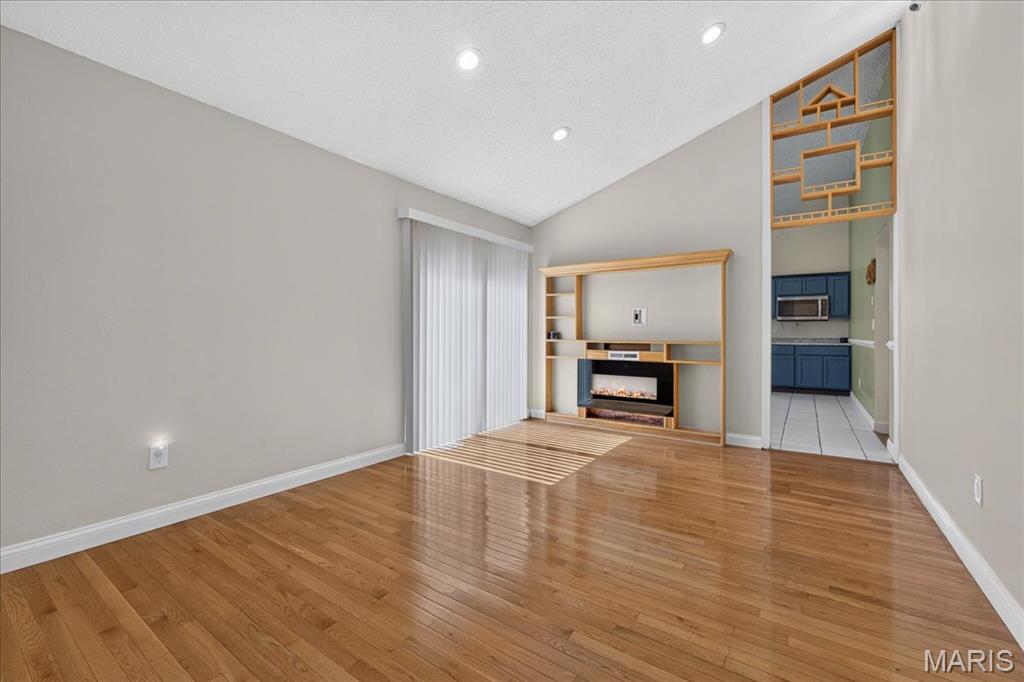 Flamingo Oaks 18 - Residential