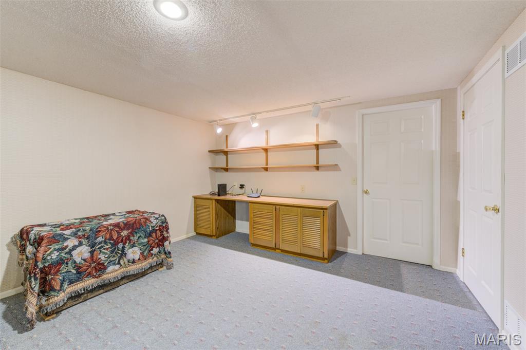 Meadowbrook Farm 7 - Residential