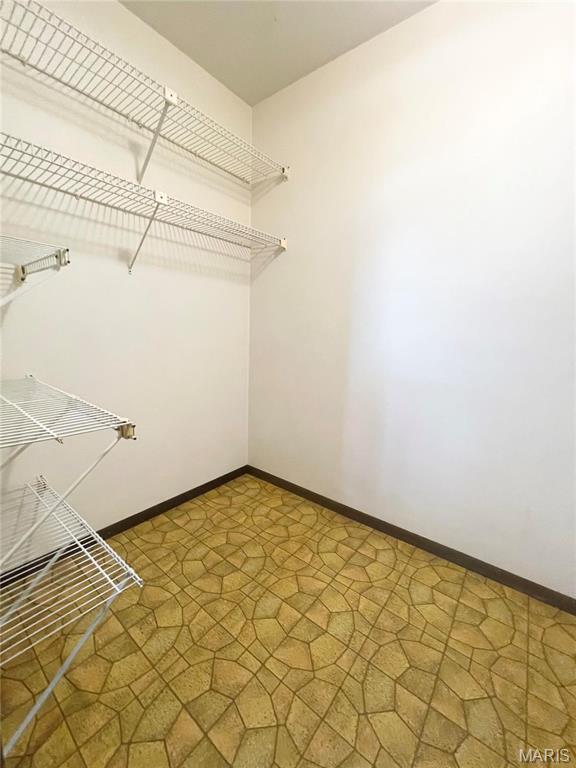 PATRICIA GARDENS - Residential Lease