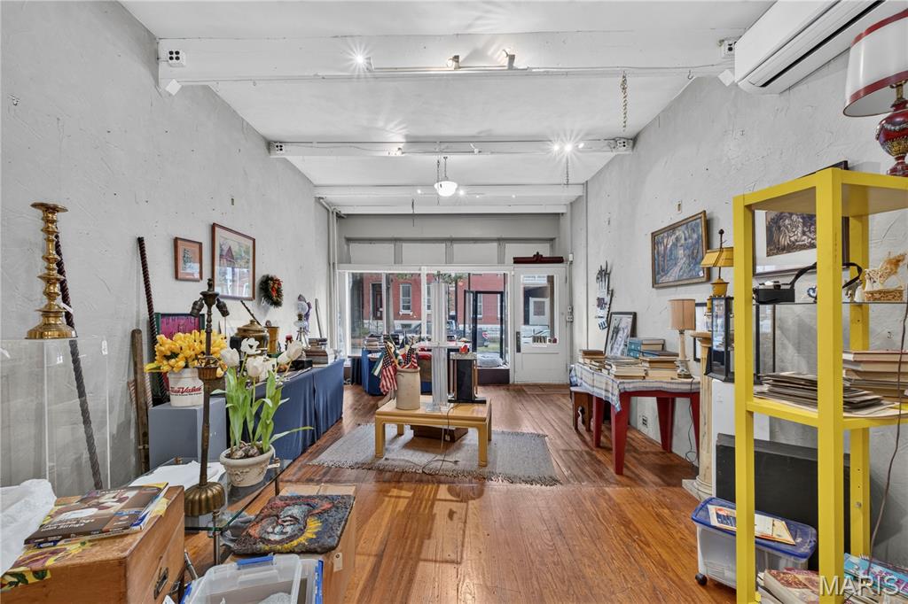 Clark Add - Commercial Sale