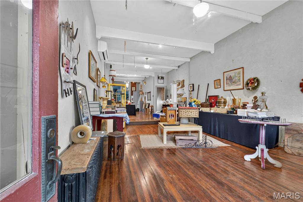 Clark Add - Commercial Sale