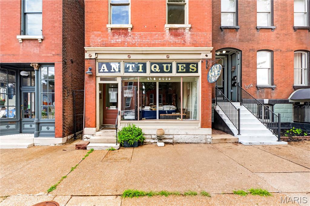 Clark Add - Commercial Sale
