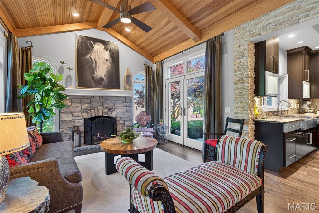 Est Of Peruque Creek Farms - Residential