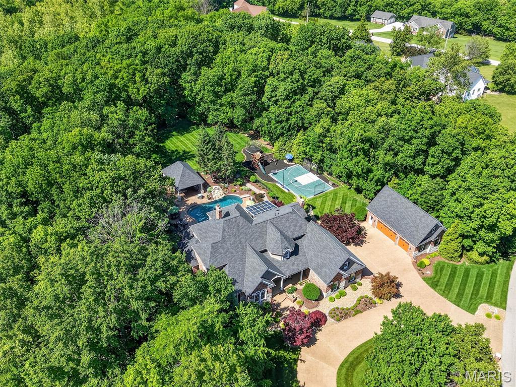 Est Of Peruque Creek Farms - Residential