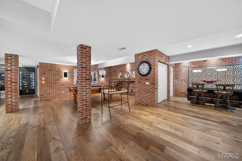 Est Of Peruque Creek Farms - Residential