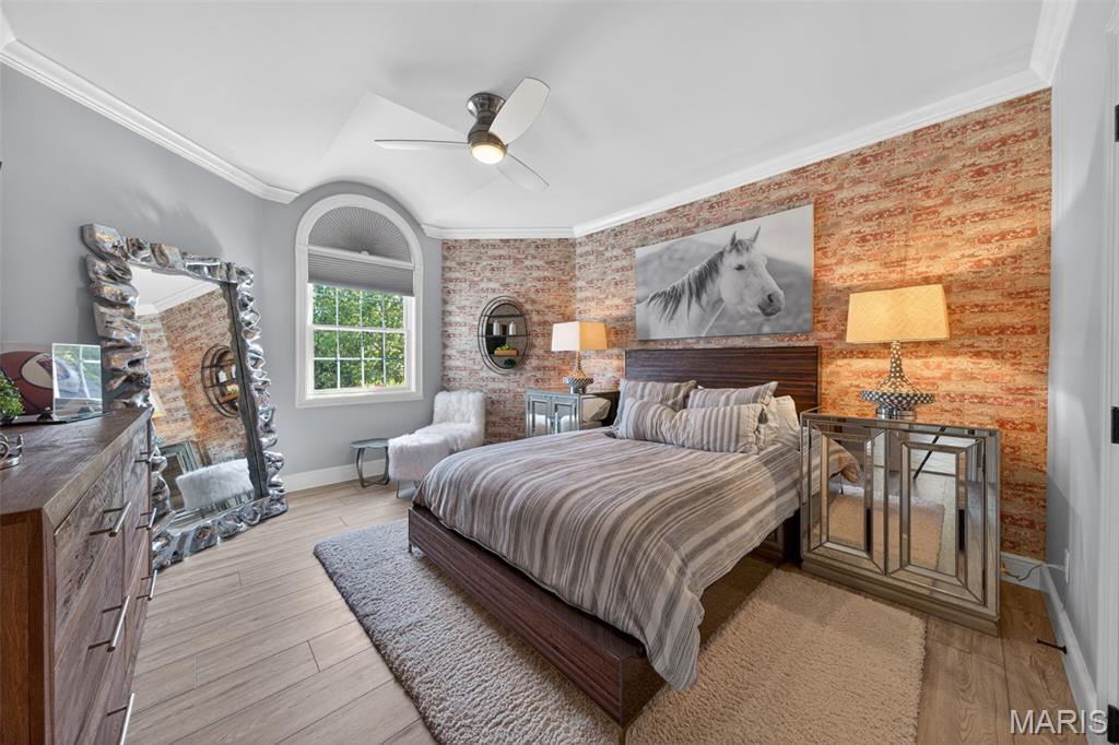 Est Of Peruque Creek Farms - Residential