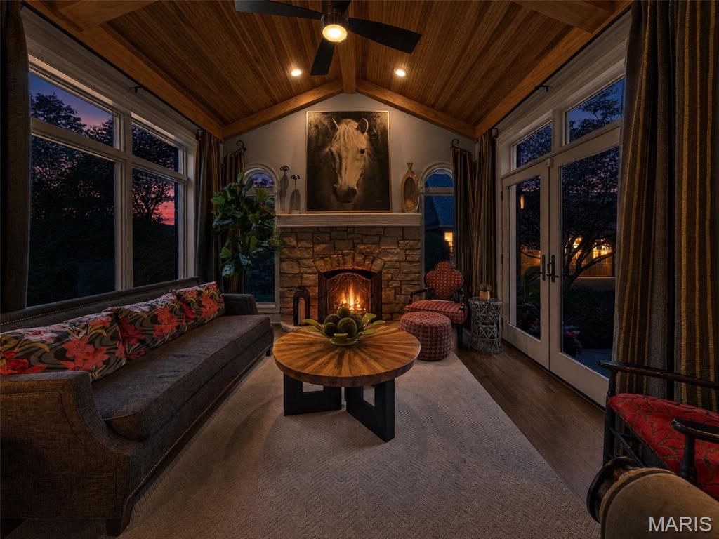 Est Of Peruque Creek Farms - Residential