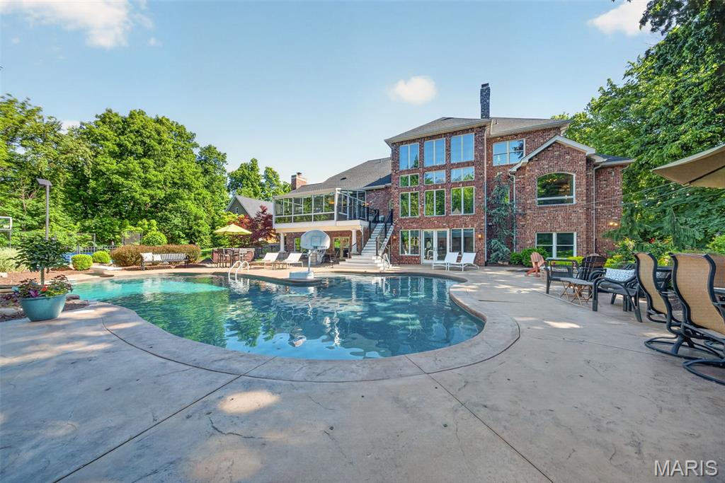 Est Of Peruque Creek Farms - Residential