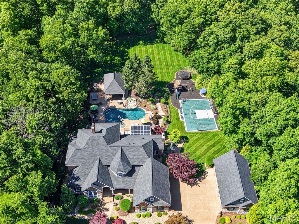 Est Of Peruque Creek Farms - Residential