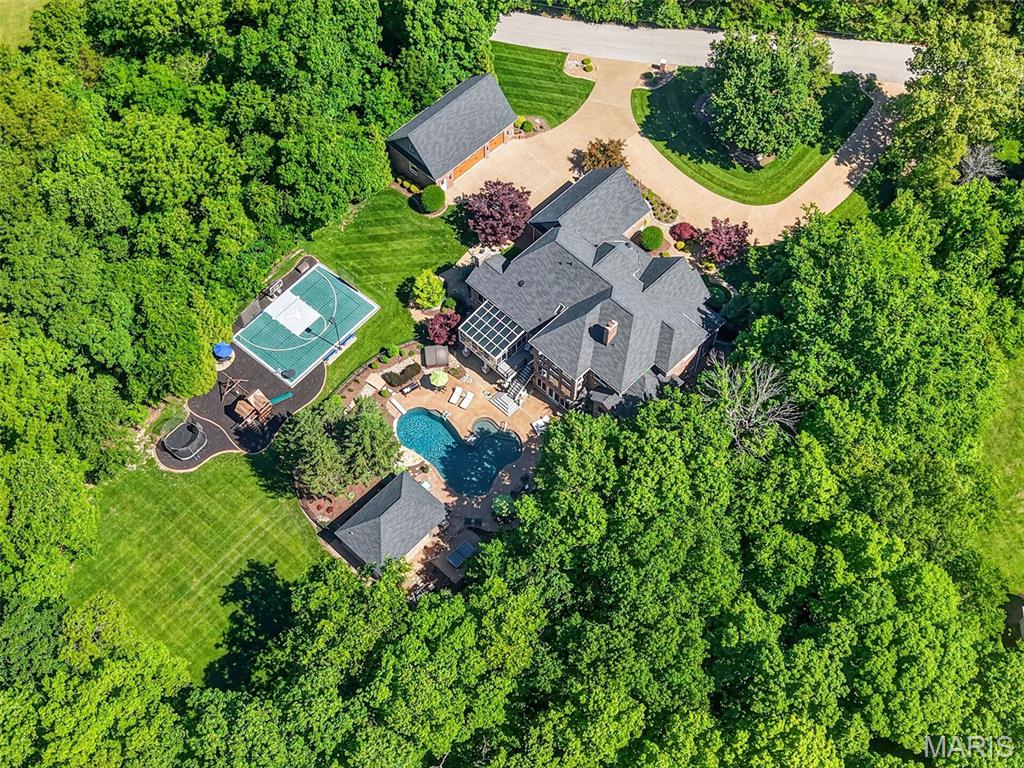 Est Of Peruque Creek Farms - Residential