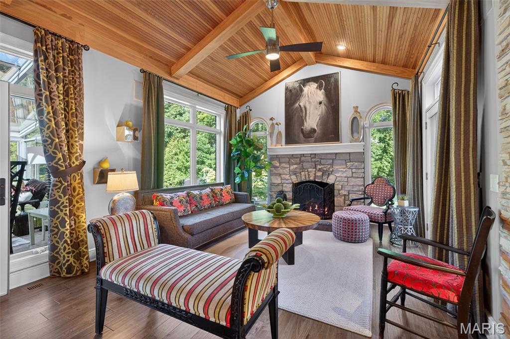 Est Of Peruque Creek Farms - Residential