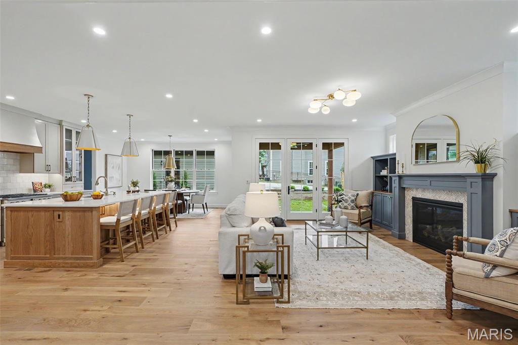 Martha McKnight Estate - Residential