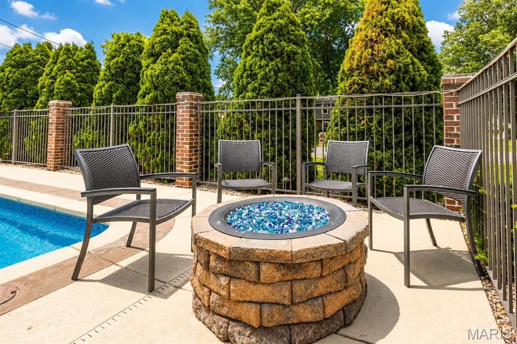 Edgewood Lake Estates - Residential