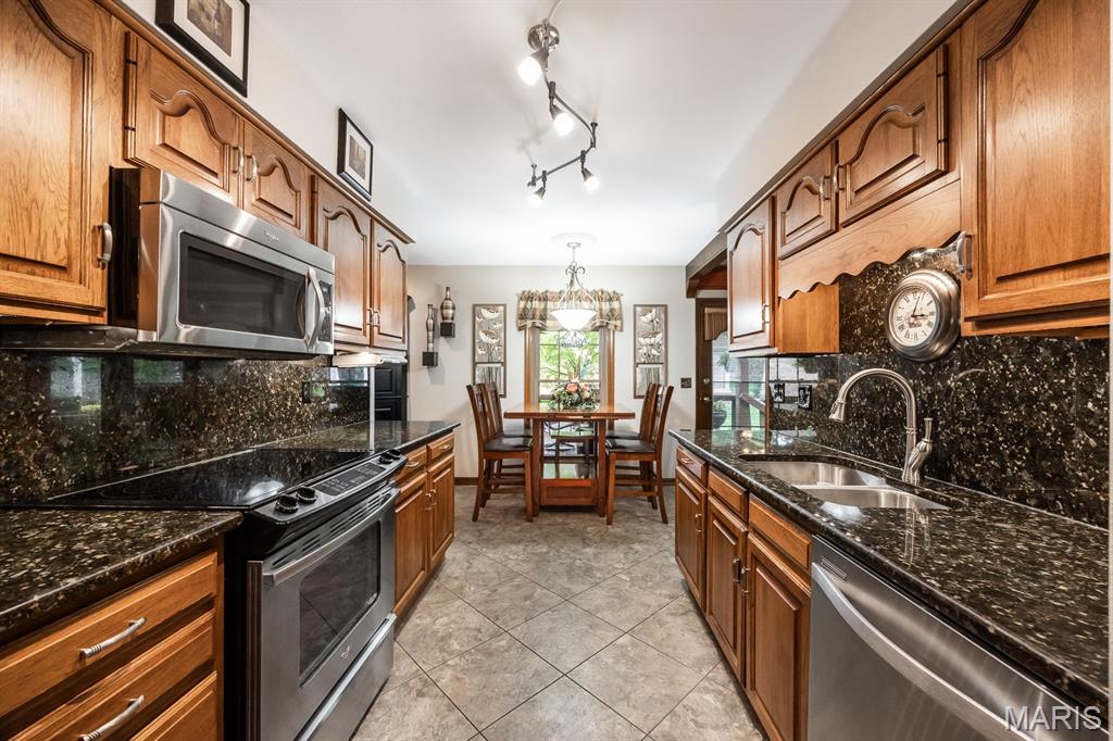 Edgewood Lake Estates - Residential