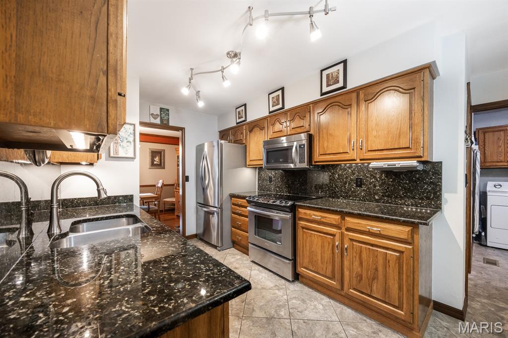 Edgewood Lake Estates - Residential
