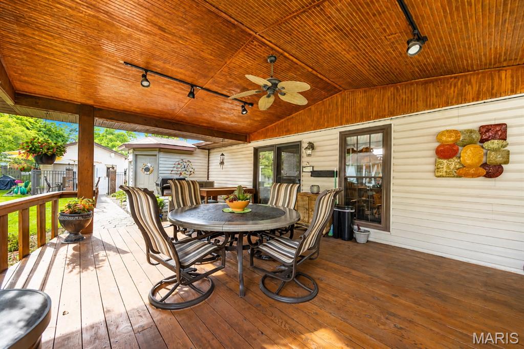 Edgewood Lake Estates - Residential