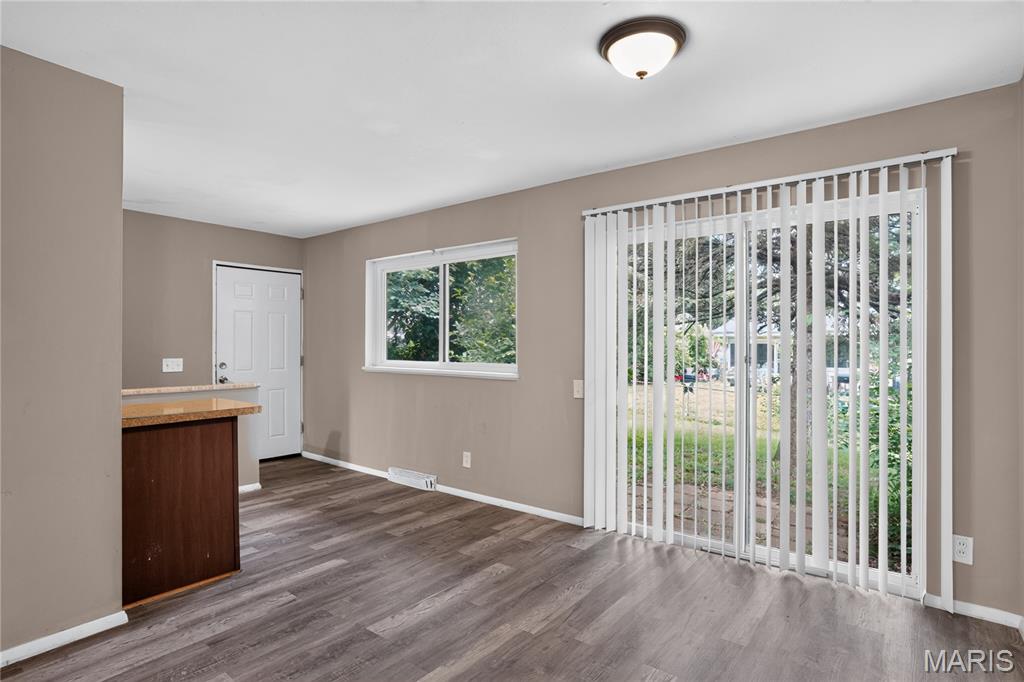 Hathaway Manor 9 - Residential