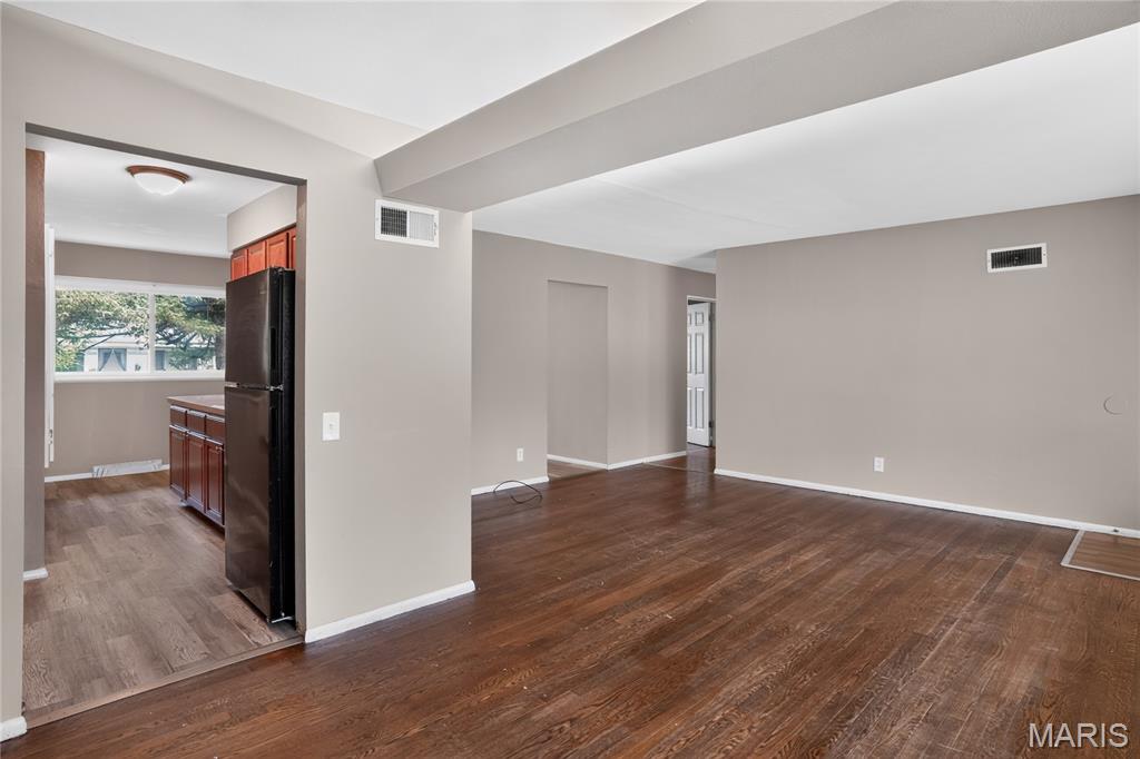 Hathaway Manor 9 - Residential