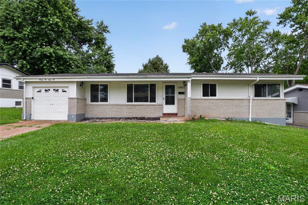 Hathaway Manor 9 - Residential