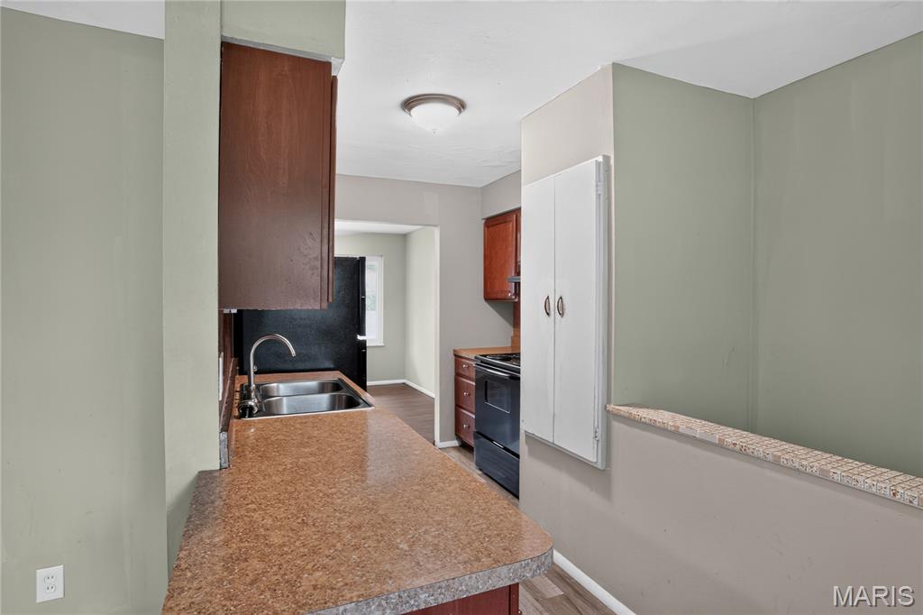 Hathaway Manor 9 - Residential