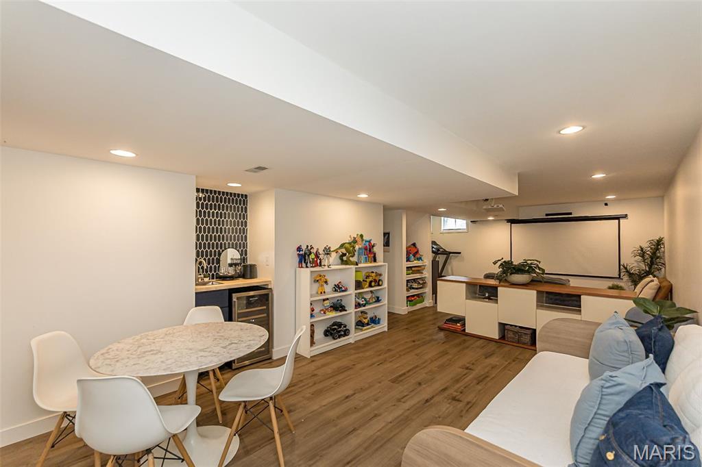 Chesterfield Farms One - Residential