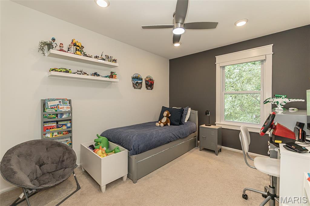 Chesterfield Farms One - Residential