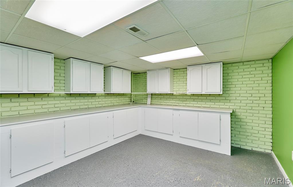 Greenfield Village 1 - Residential Lease