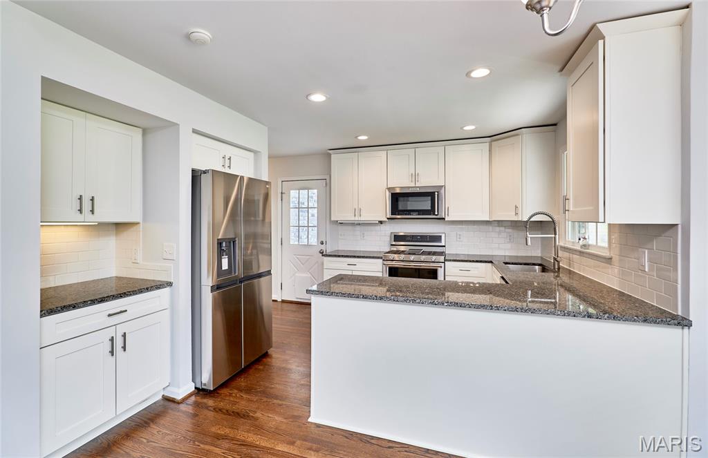 Greenfield Village 1 - Residential Lease