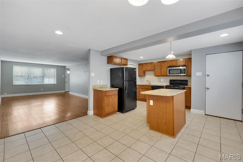 Blackberry Terrace 2nd Add - Residential Income