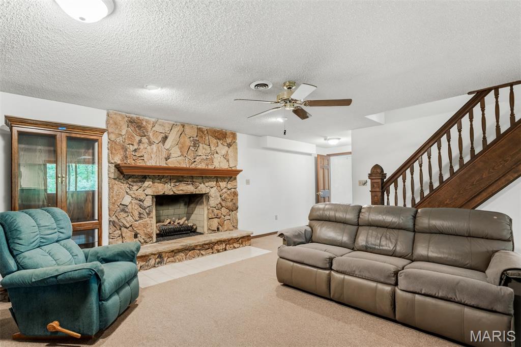 Old Oak Place - Residential