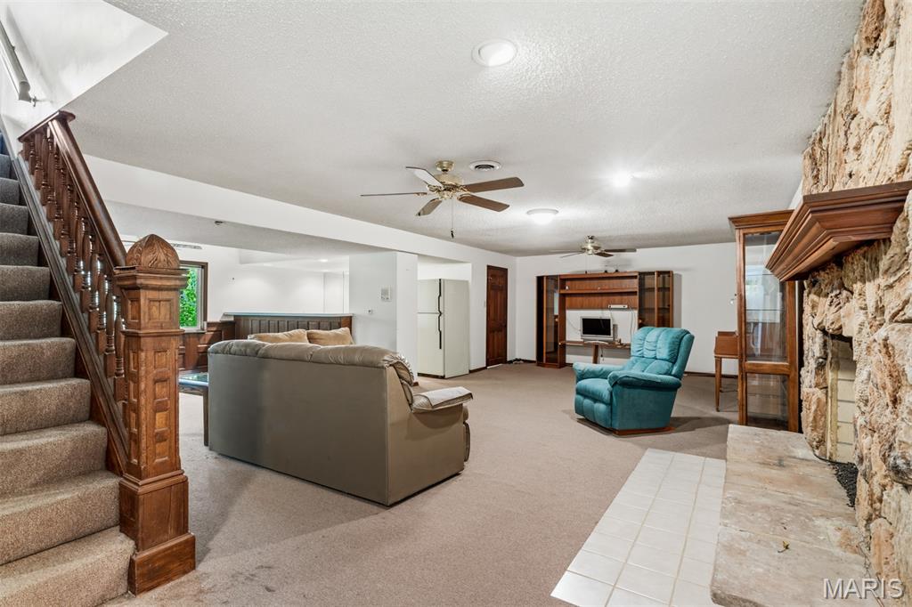 Old Oak Place - Residential