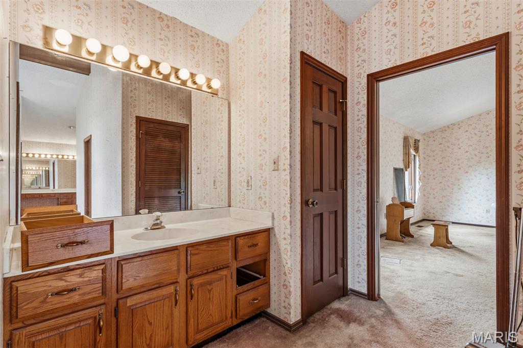 Old Oak Place - Residential
