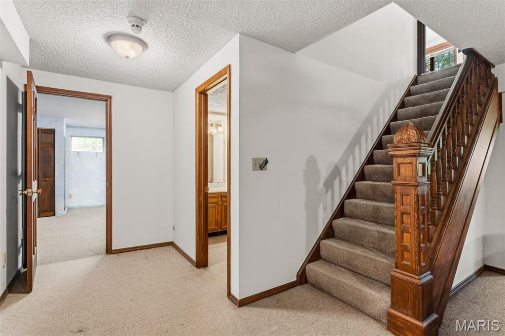 Old Oak Place - Residential