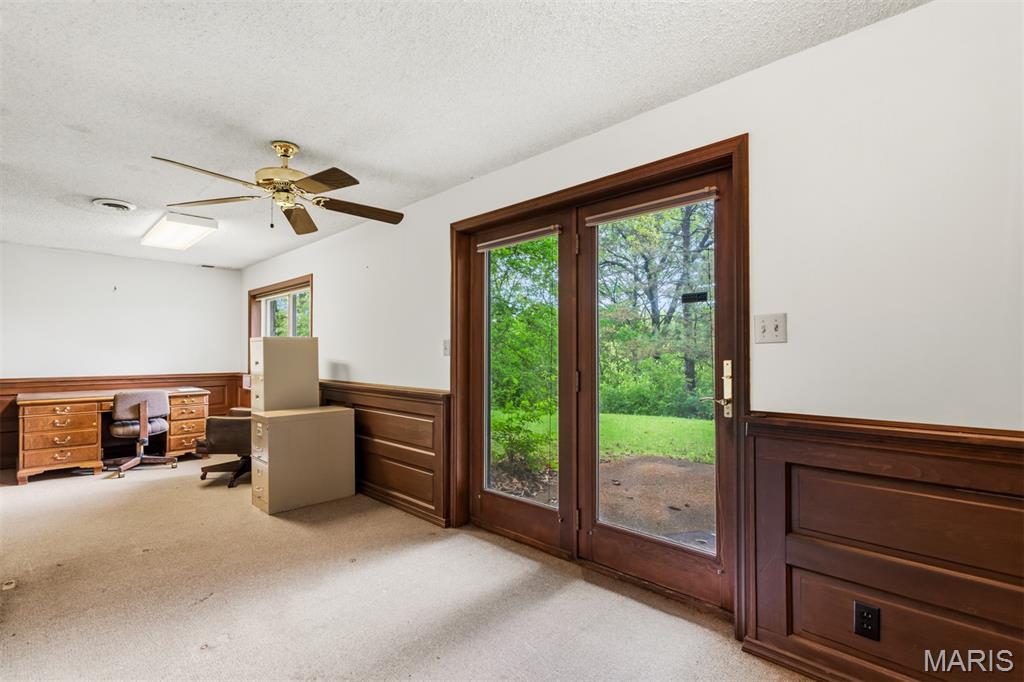 Old Oak Place - Residential