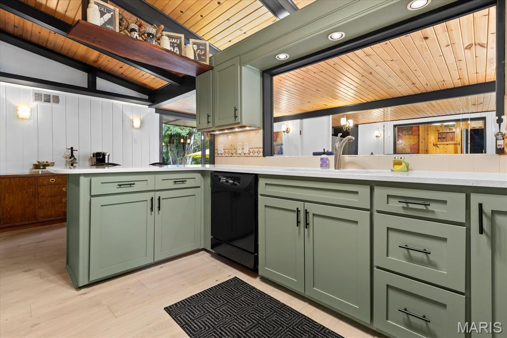 Lindenwood Place - Residential