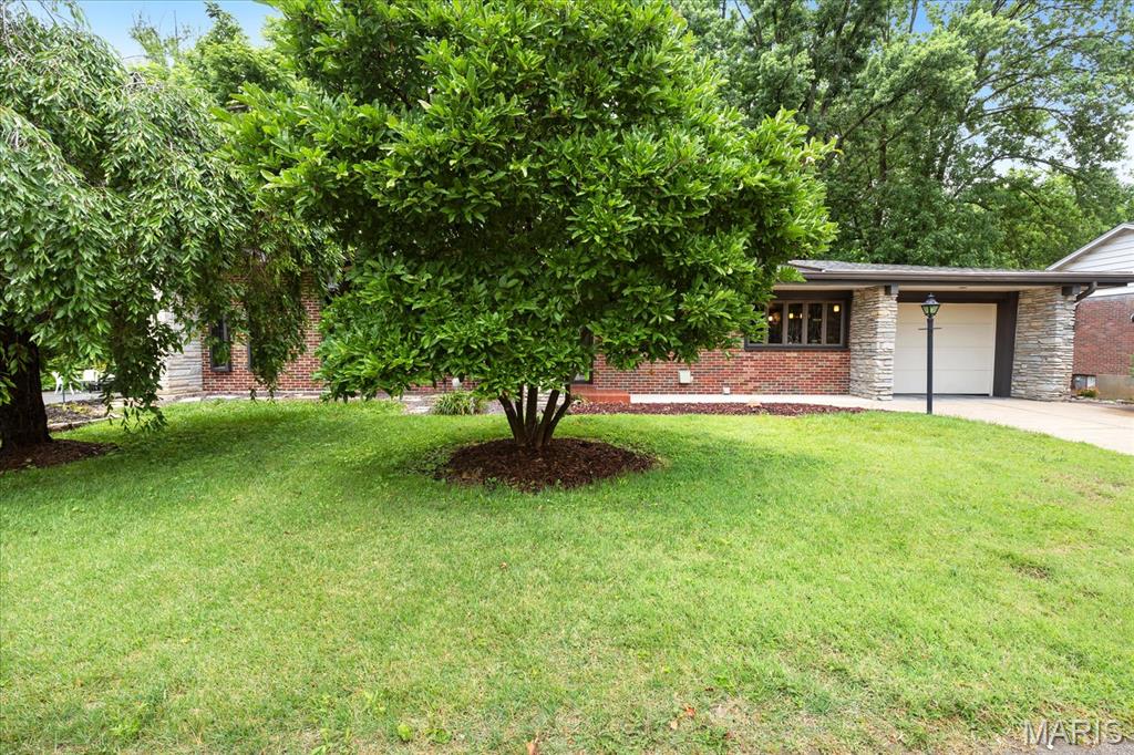 Lindenwood Place - Residential