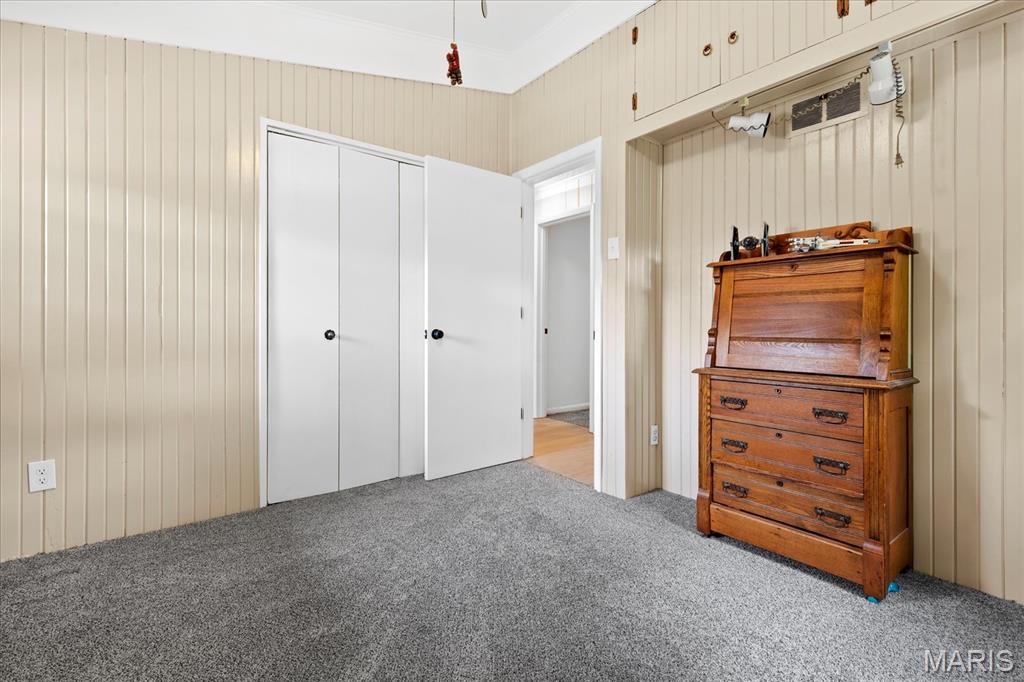 Lindenwood Place - Residential