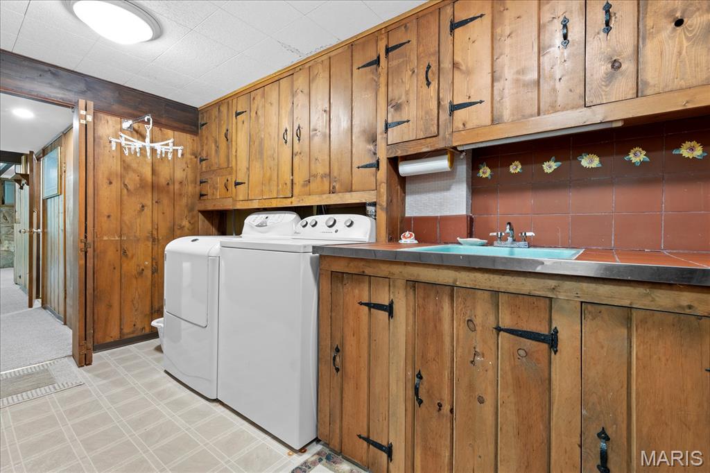 Lindenwood Place - Residential
