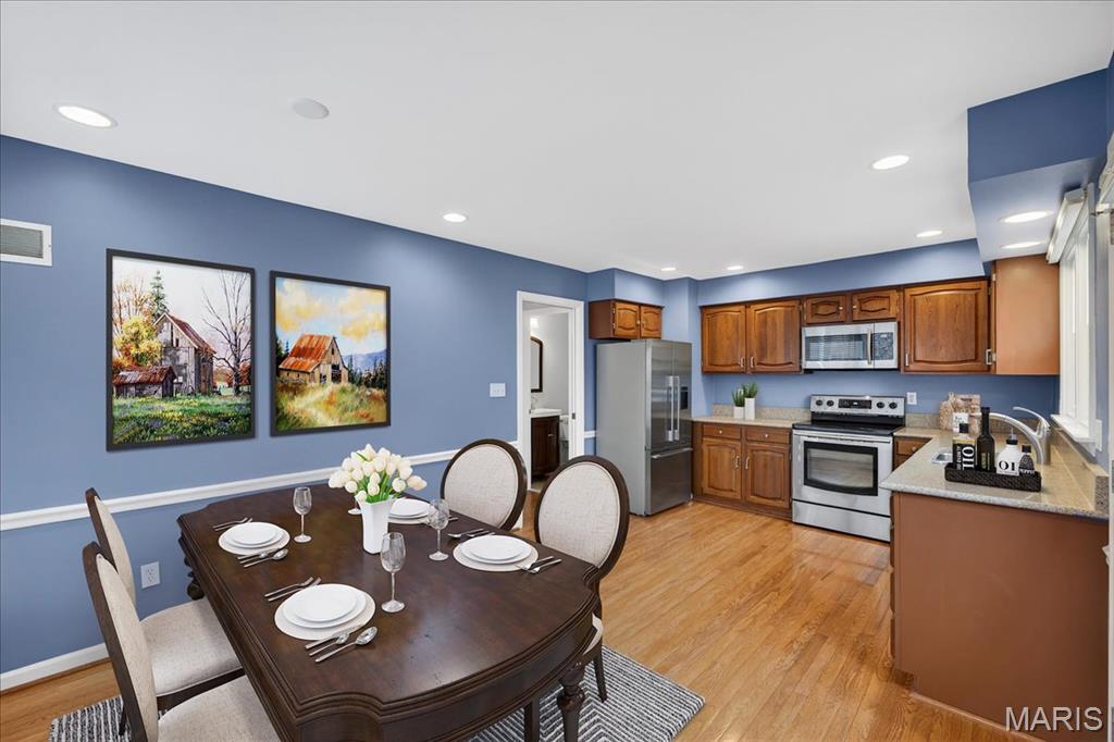 Brooksgate Manor - Residential