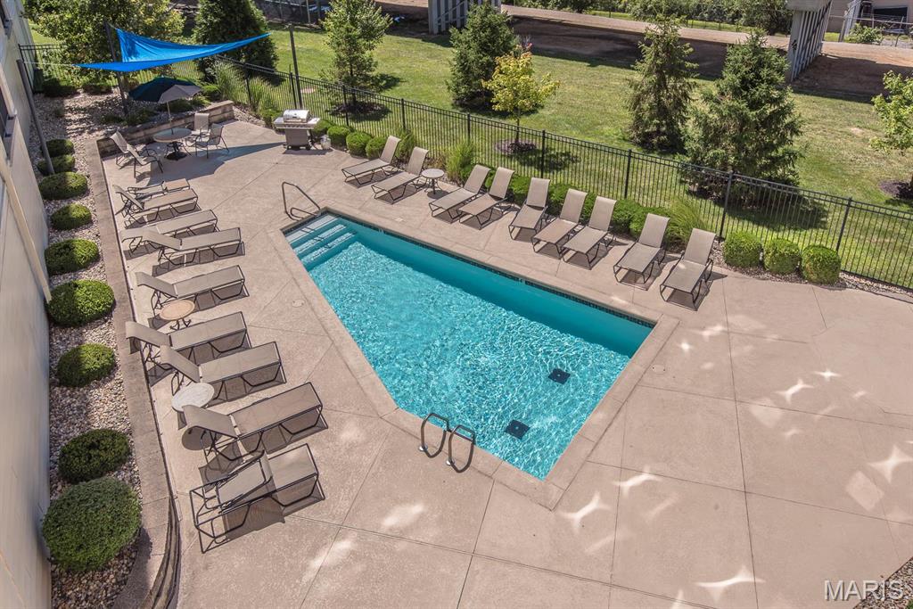 Hanley Station Condominiums - Residential