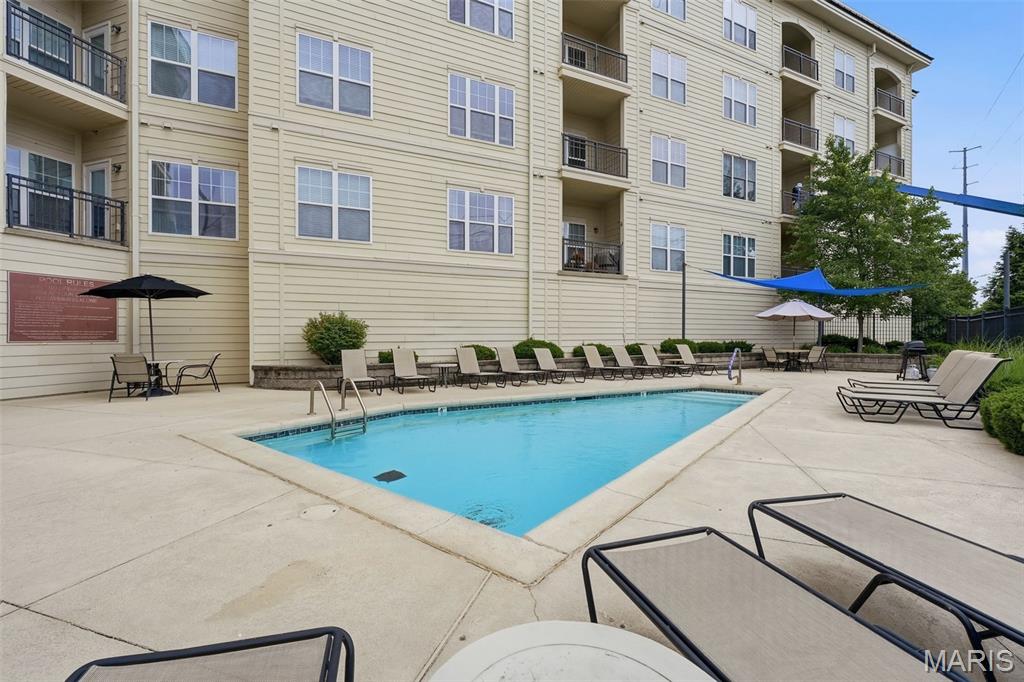 Hanley Station Condominiums - Residential
