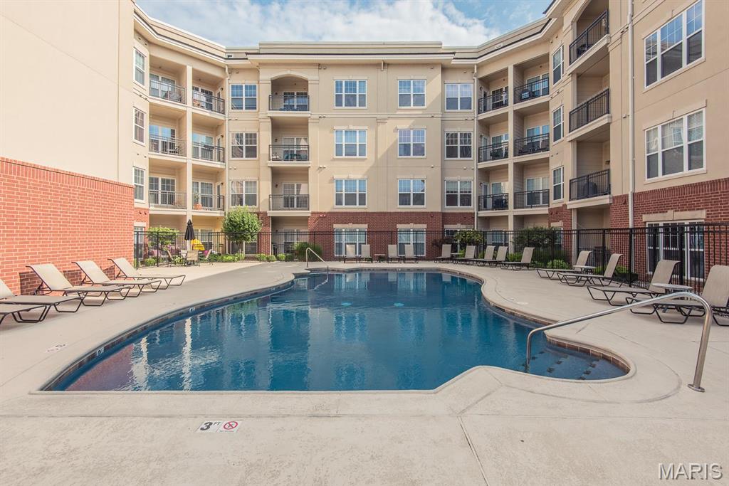 Hanley Station Condominiums - Residential