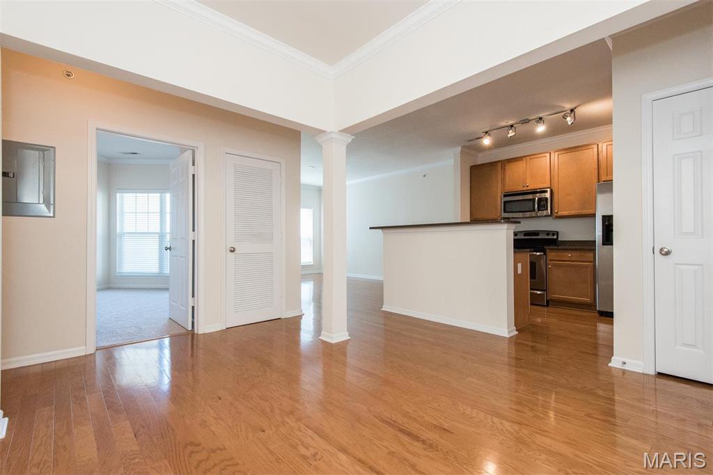 Hanley Station Condominiums - Residential